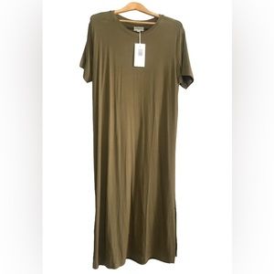 Hudson North Green T-shirt Maxi Dress w/ side slit - L